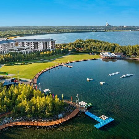Rixos Borovoe Hotel Shchūchīnsk Екстериор снимка Aerial view of the hotel and the lake