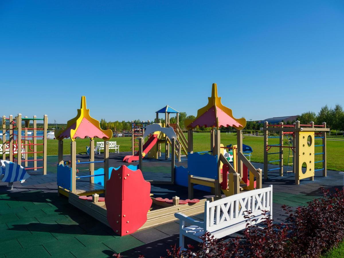 Rixos Borovoe Hotel Shchūchīnsk Екстериор снимка Playground in the park