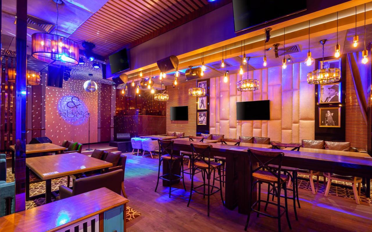 Rixos Borovoe Hotel Shchūchīnsk Екстериор снимка The interior of a nightclub in Mumbai, India