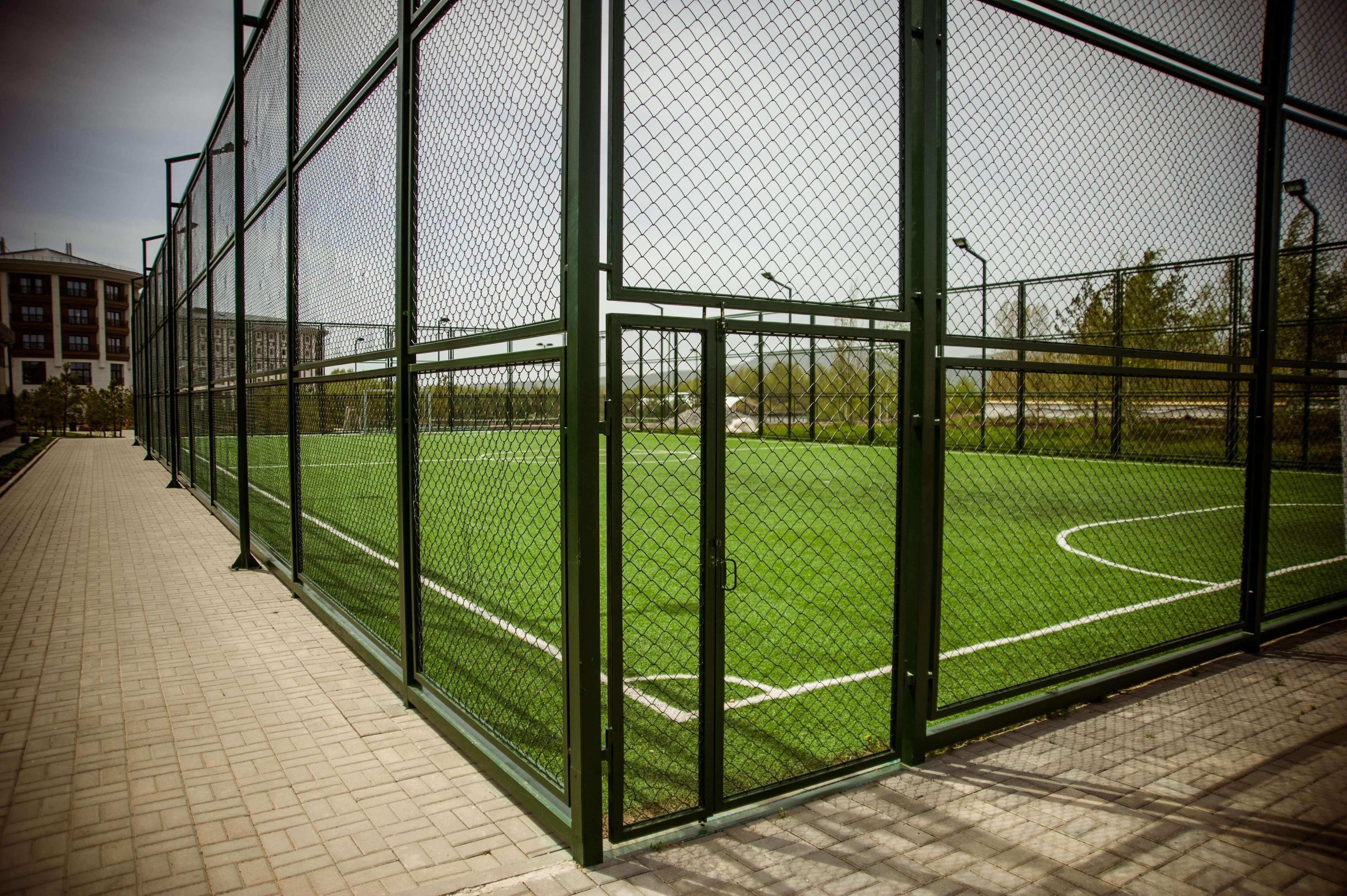 Rixos Borovoe Hotel Shchūchīnsk Екстериор снимка The football field at the school